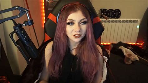 JustaMinx Sexy Twitch Streamer Photos And Video